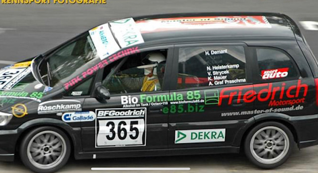 Norbert Heisterkamp im Rennwagen